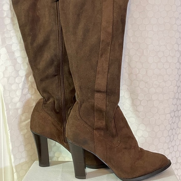 Isaac Mizrahi Shoes - 🔹Isaac Mizrahi Heeled Boots🔹